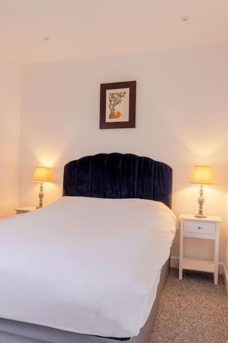 Vertigo Boutique Sleeps 4 London Кингстън на Темза Екстериор снимка