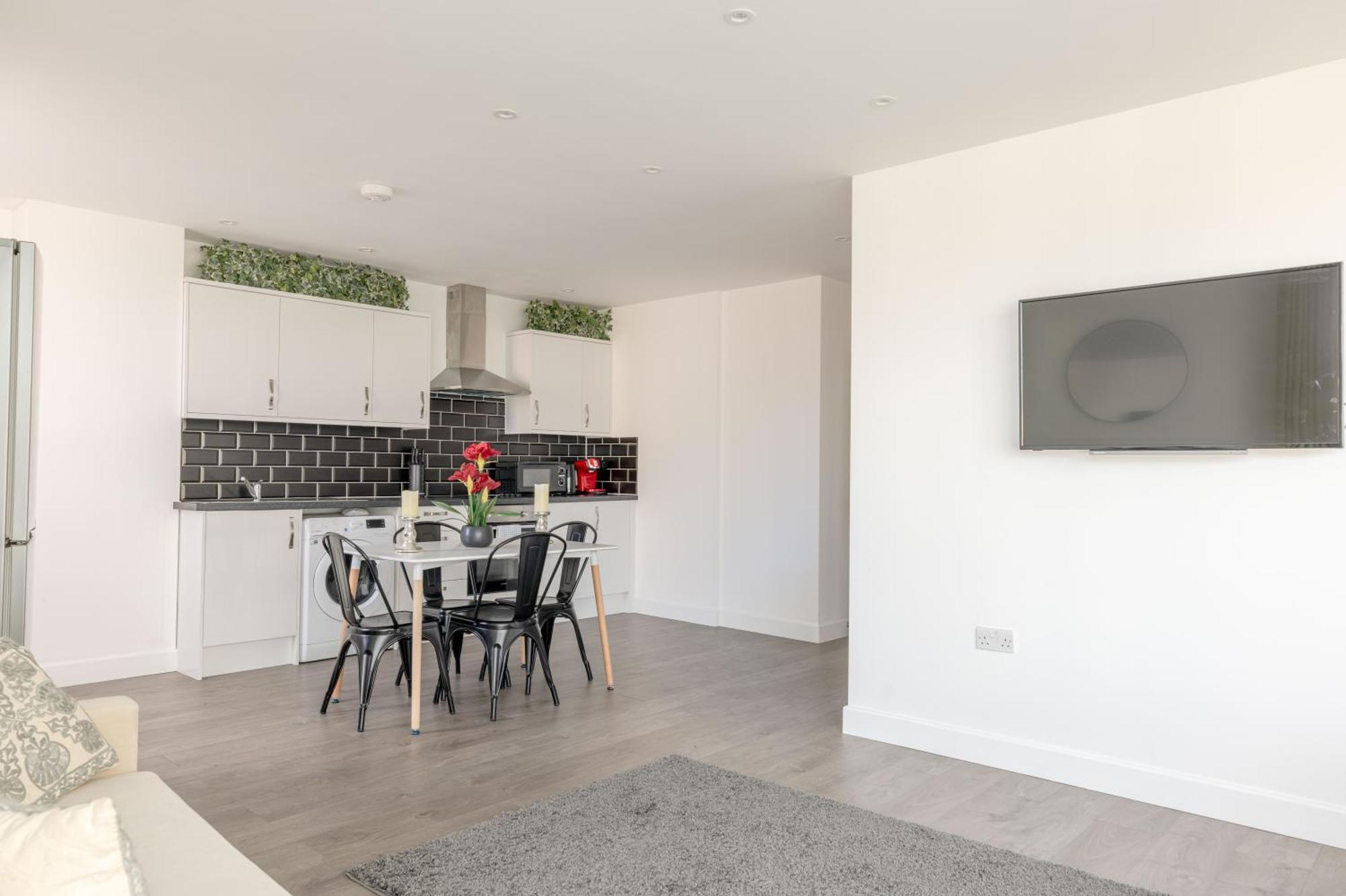 Vertigo Boutique Sleeps 4 London Кингстън на Темза Екстериор снимка